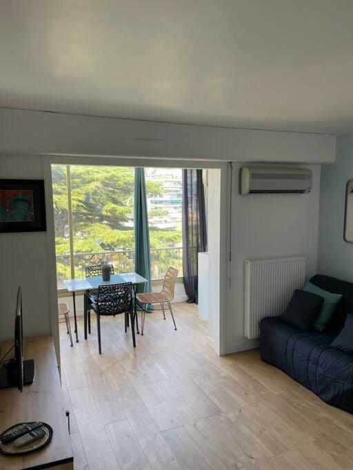Petit T2 / 4 Couchages Lägenhet Cannes Exteriör bild